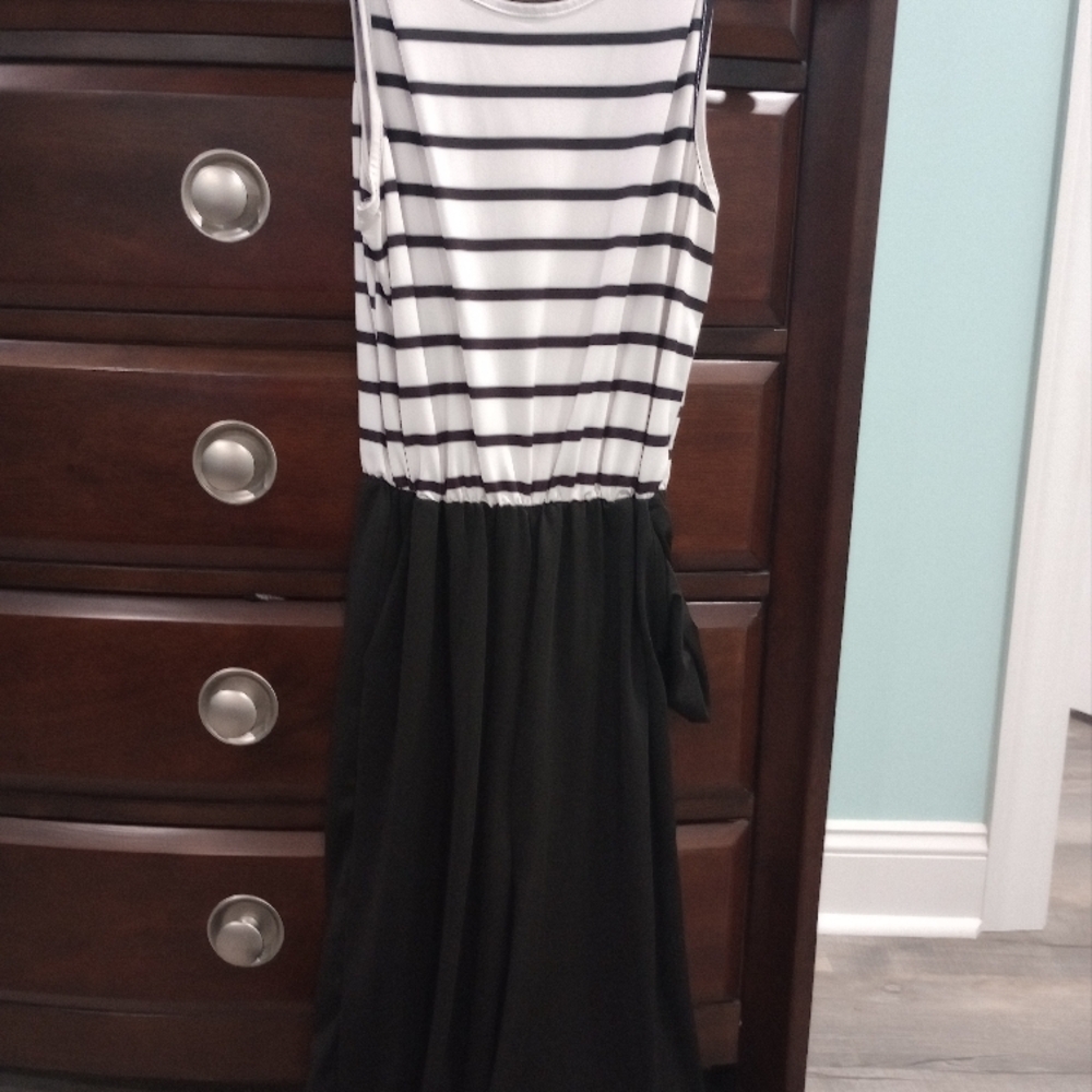Chic Striped Black and White Dress
